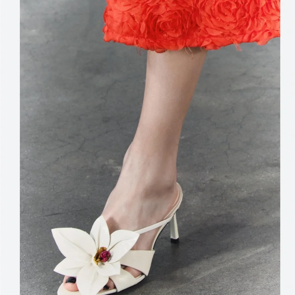 Zara Women's Floral Mules Heels Open Pointed Toe Stilettos. Size 9 - Picture 5 of 7